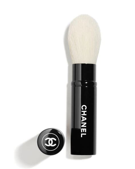 chanel retractable highlighter brush review|LES PINCEAUX DE CHANEL Retractable Highlighter .